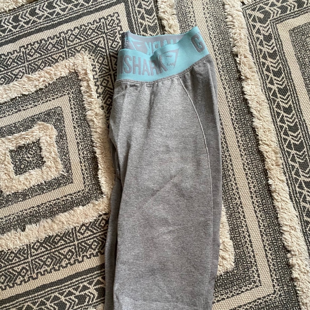 gymshark cropped leggings